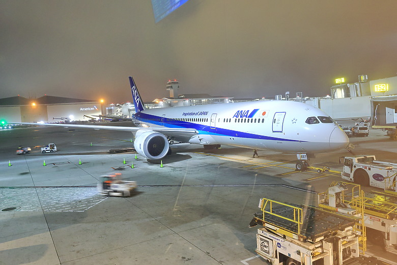 (映像分享) 搭乘全日空的波音787感受大和飛行夢想之翼in商務艙、豪華/經濟艙 feat. ANA