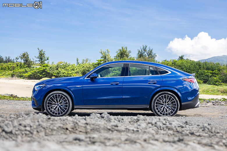 Mercedes-AMG GLC 43 4MATIC Coupe 試駕|當家休旅秀肌肉,內外兼具的運動好手!