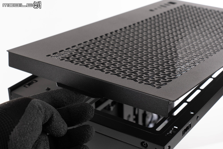 CORSAIR 3500X 開箱實組 支援背插設計以及具備高效散熱潛力的中階機殼選擇