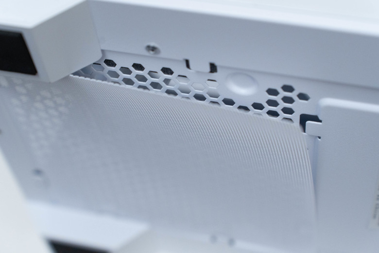 [開箱] 270度環景機殼 安鈦克 ANTEC C3 ARGB