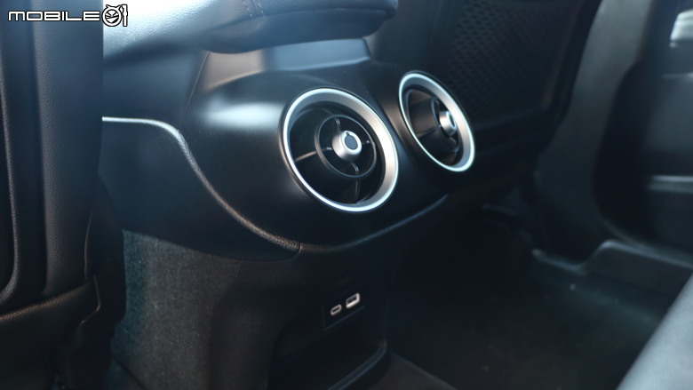 點我看大圖 #心得 #圖多 西班牙自駕初體驗 w/ Alfa Romeo Stelvio