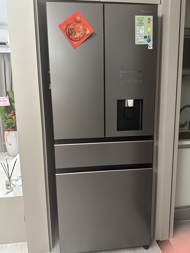 入住新家，全國買的冰箱和洗衣機都到貨了