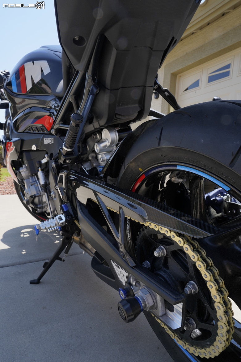 點我看大圖 M1000r 開箱