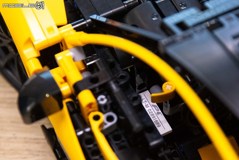 【開箱】樂高LEGO 42177賓士G-Class、42172 McLaren P1實拍,八月送禮優質選!