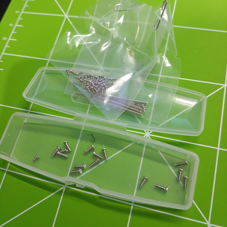 點我看大圖 【模型新手也能輕鬆組 Part2】從0到100帶你一起組裝,MENG 1/9 BMW HP4 RACE MT-004s 重機模型 悅色版