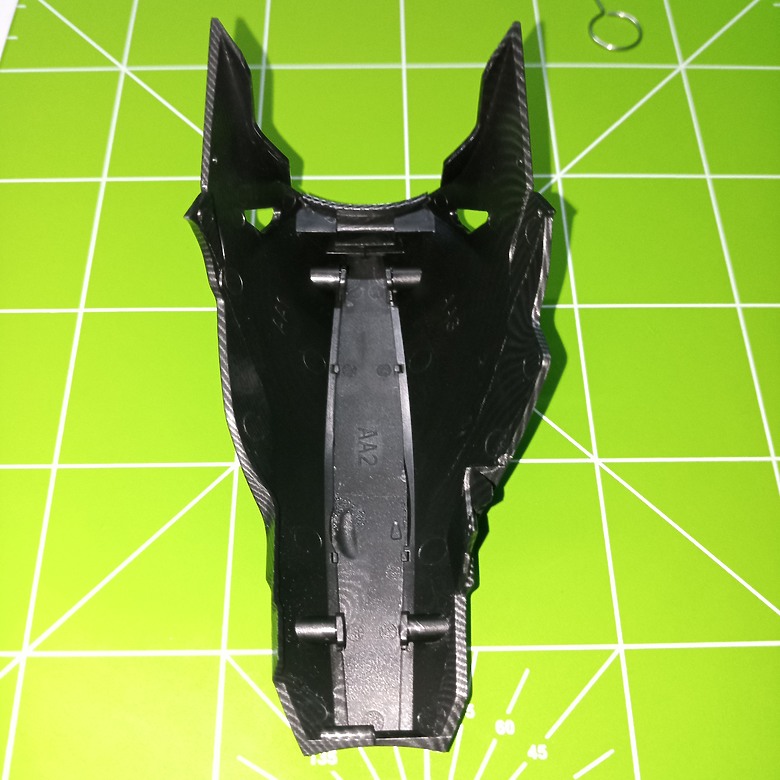 【模型新手也能輕鬆組 Part2】從0到100帶你一起組裝，MENG 1/9 BMW HP4 RACE MT-004s 重機模型 悅色版