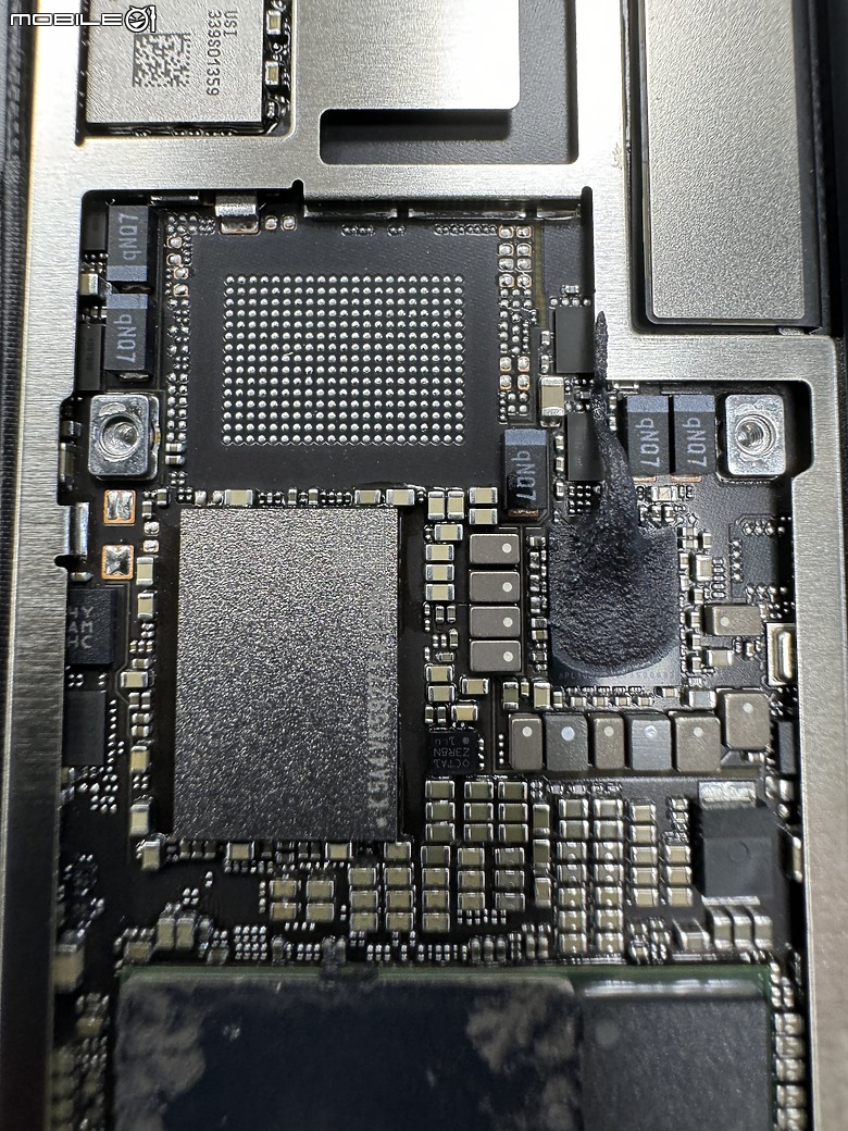 (改) iPad Pro11 M4 (A2836) 256G 擴容 2TB