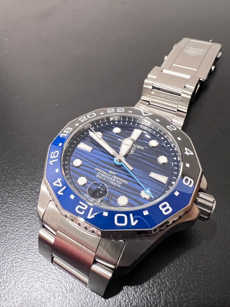 西裝暴徒 - 泰格豪雅潛水錶AQUARACER GMT