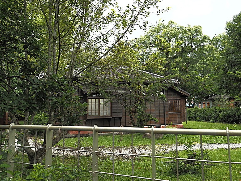宜蘭文學館、宜蘭設治紀念館、宜蘭人故事館、蘭陽原創館、丟丟噹森林公園、幾米廣場 — 搭火車去宜蘭旅行之 宜蘭城南散步