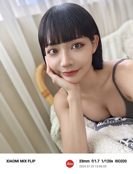 點我看大圖 小米Xiaomi MIX Flip測試|徠卡影像加持、外螢幕有新意!
