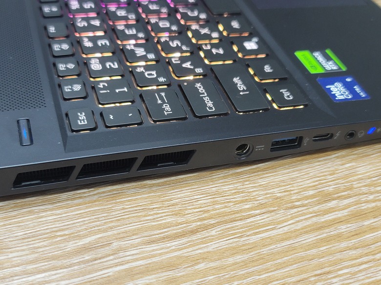 [心得] Predator Helios Neo 14便攜高效電競機