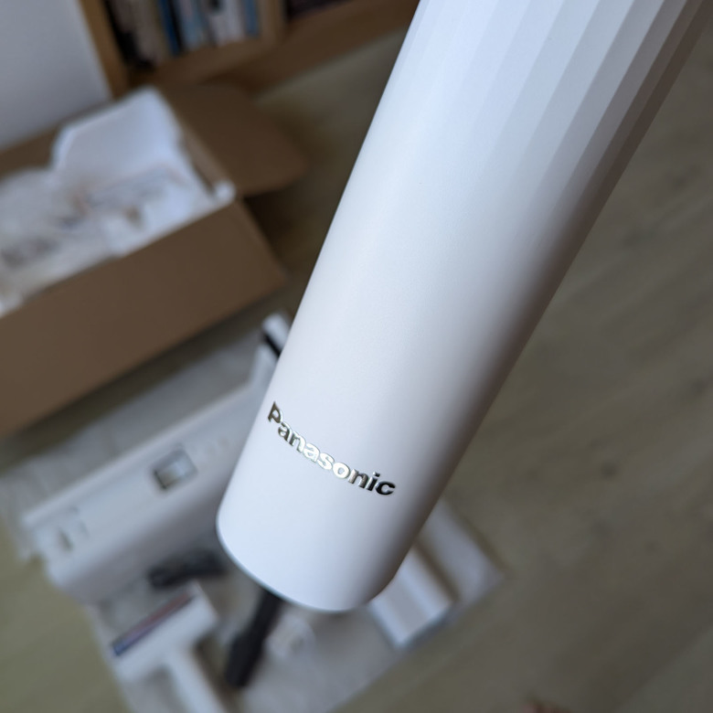 拯救你要"出歹誌"的質感生活--Panasonic MC-KC1W自動集塵One Box吸塵器