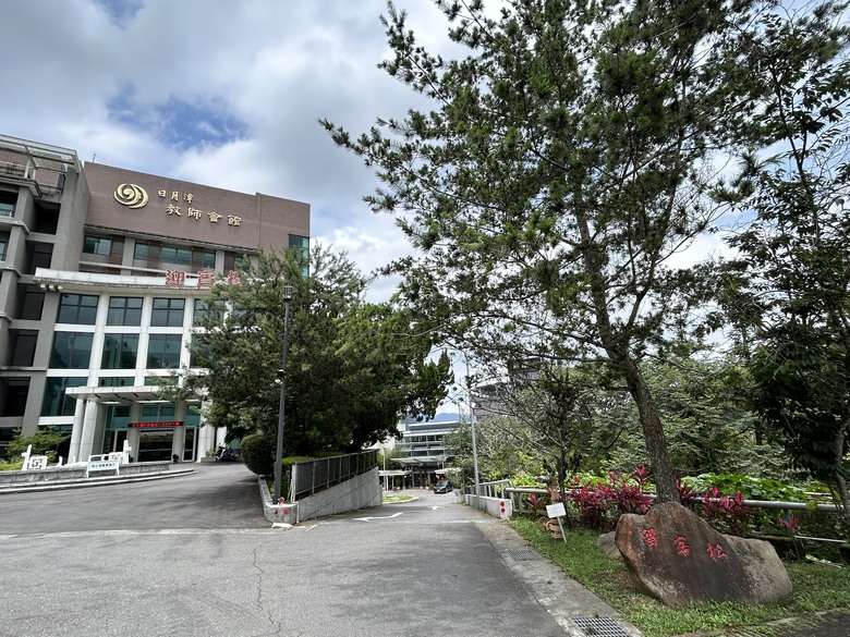 日月潭環潭自行道(下)向山段水上自行車道