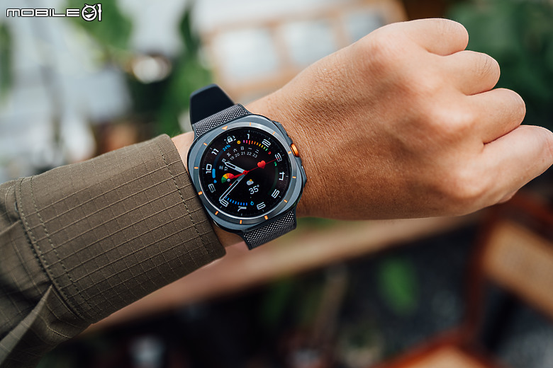 Samsung Galaxy Watch Ultra 評測報告｜鈦有型硬實力、AI 智慧健康有一套！