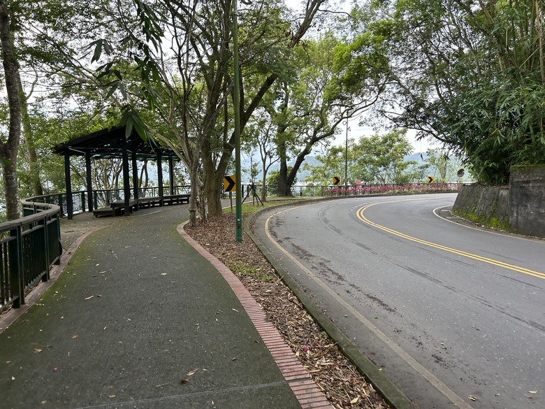 日月潭環潭自行道(下)向山段水上自行車道