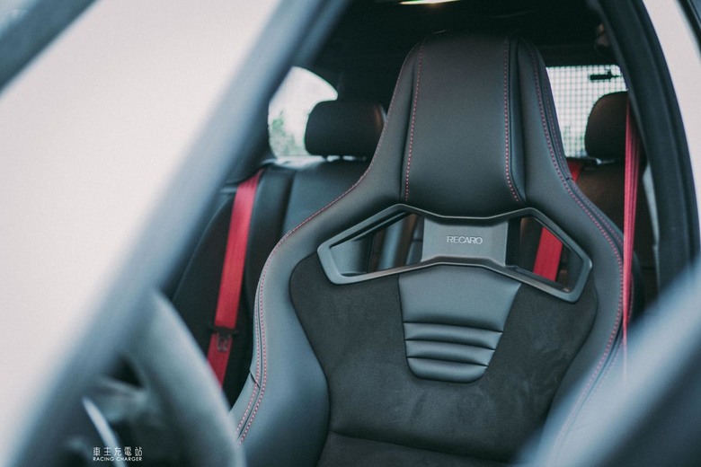 Mercedes-AMG C63 Estate（S204）車主開箱心得評價：全球唯一五門LB-WORKS寬體C63！