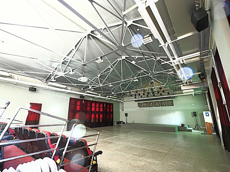 宜蘭文學館、宜蘭設治紀念館、宜蘭人故事館、蘭陽原創館、丟丟噹森林公園、幾米廣場 — 搭火車去宜蘭旅行之 宜蘭城南散步