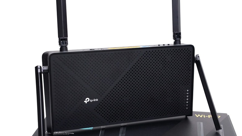 WiFi 7 平價搶市！TP-Link Archer BE230 一台價格不到三千的 Wi-Fi 7 路由器