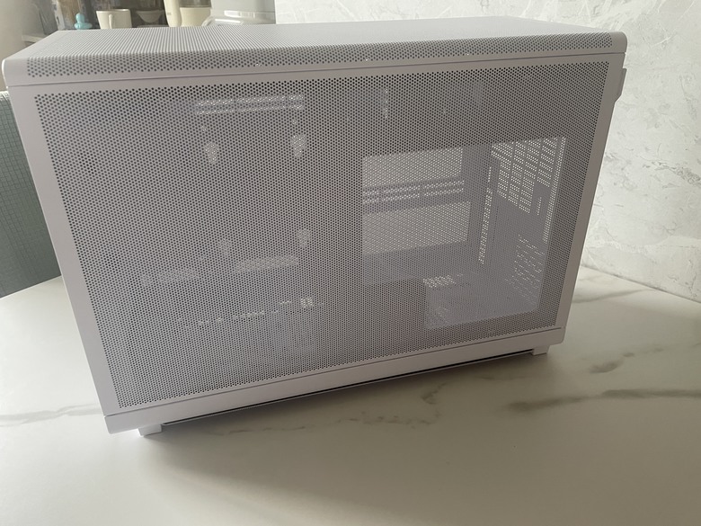 居然可以全部拆光光？！聯力A3-mATX一款緊湊靈活安裝的小機殼開箱