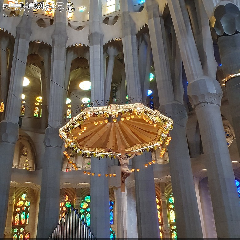 [大頭貓的海島] 巴塞隆納 聖家堂 (Spain: Barcelona's Sagrada Familia)