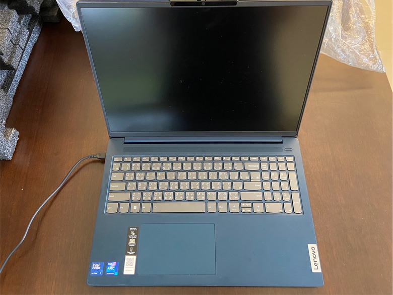 IdeaPad Slim 5/Ultra 7-155H/Ai 16吋輕薄筆電 簡單開箱分享
