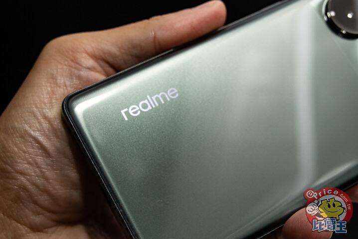 realme GT 6 7/26 正式開賣售價 ,990 元