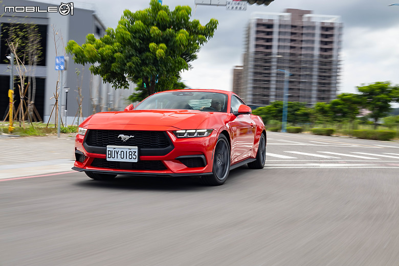 Ford Mustang Ecoboost Premium 大改款試駕|魅力不減,樂趣滿點!