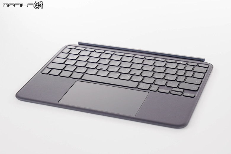 羅技新版 Combo Touch 保護殼與 Crayon 手寫筆開箱實測 提高 iPad Air 生產力的好工具