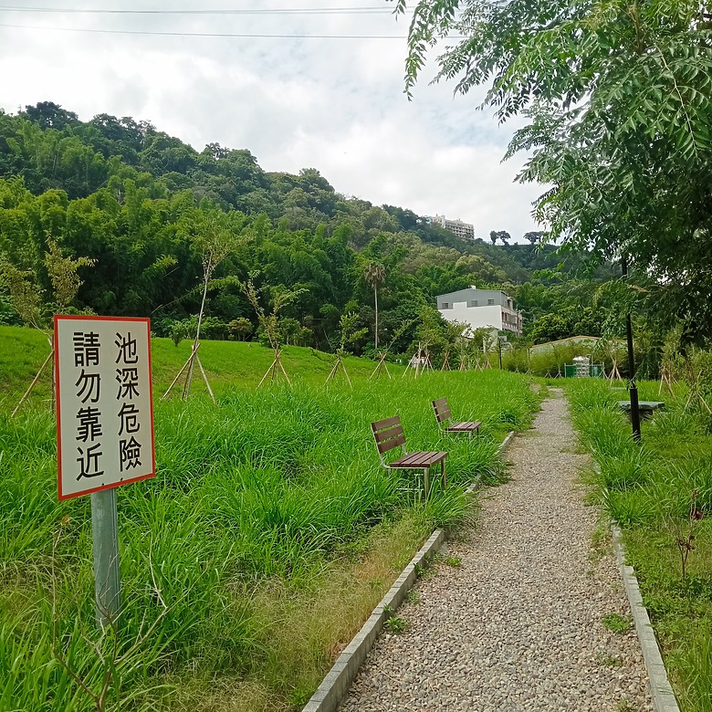 點我看大圖 豐原公老坪蜈蚣崎登山步道,舒適遼闊低難度的登山步道