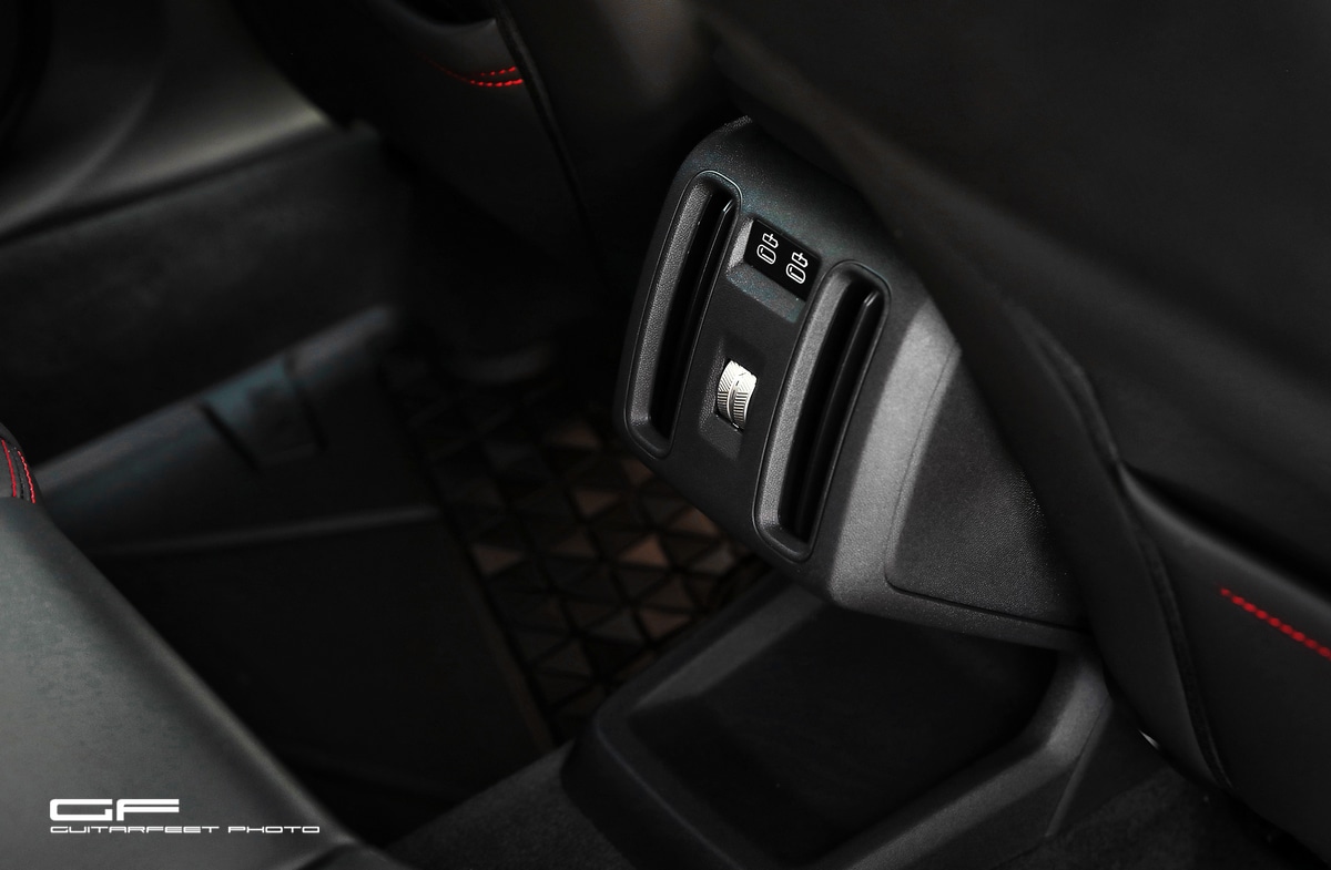 --康吹油麵-- 2024 MINI JCW Countryman All4 這碗十分可口開箱