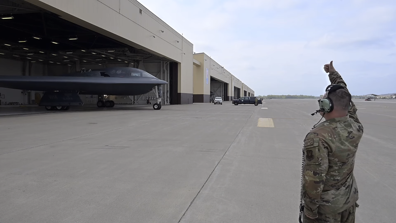 B-2真隨性😆