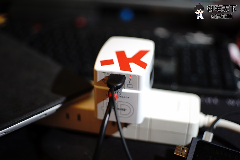開箱|【瑞士 Skross】65W Type-C / USB PD 旅行萬國插頭氮化鎵充電器(1A1C) - 跨國使用無限制,帶來極速穩定的隨行充電體驗!