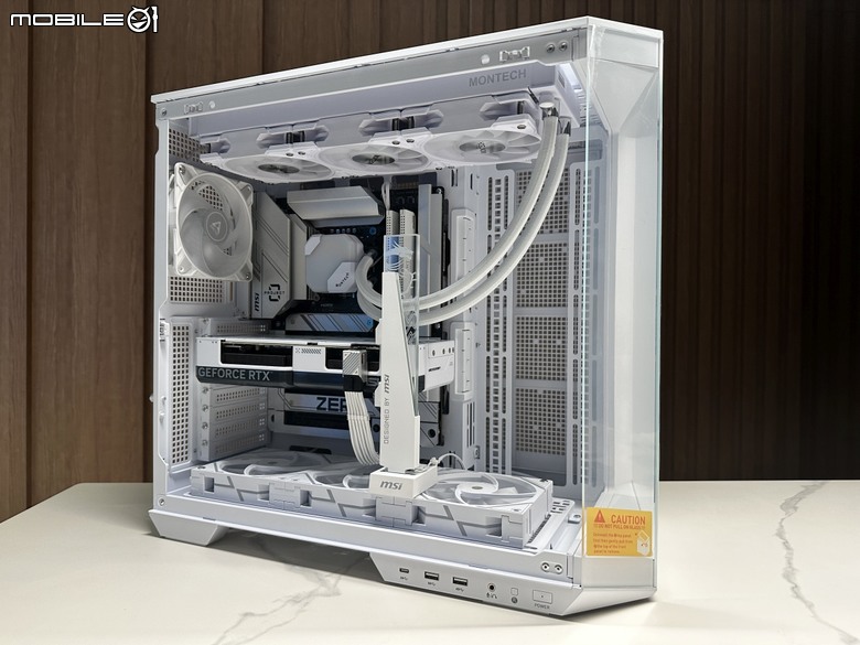 新海景房機殼!微星 MAG PANO 100L PZ 裝機