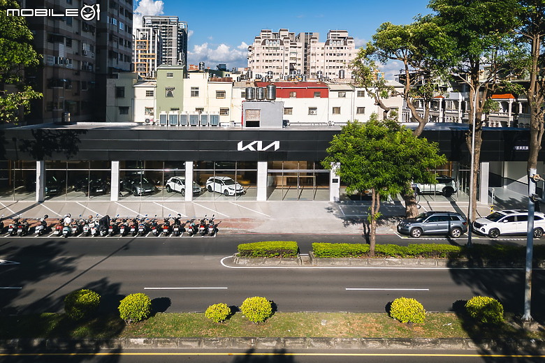 【國內新訊】Kia 高雄民族 3S 展示中心開幕,配置全台首座 Kia 專屬 240kW 超充站!
