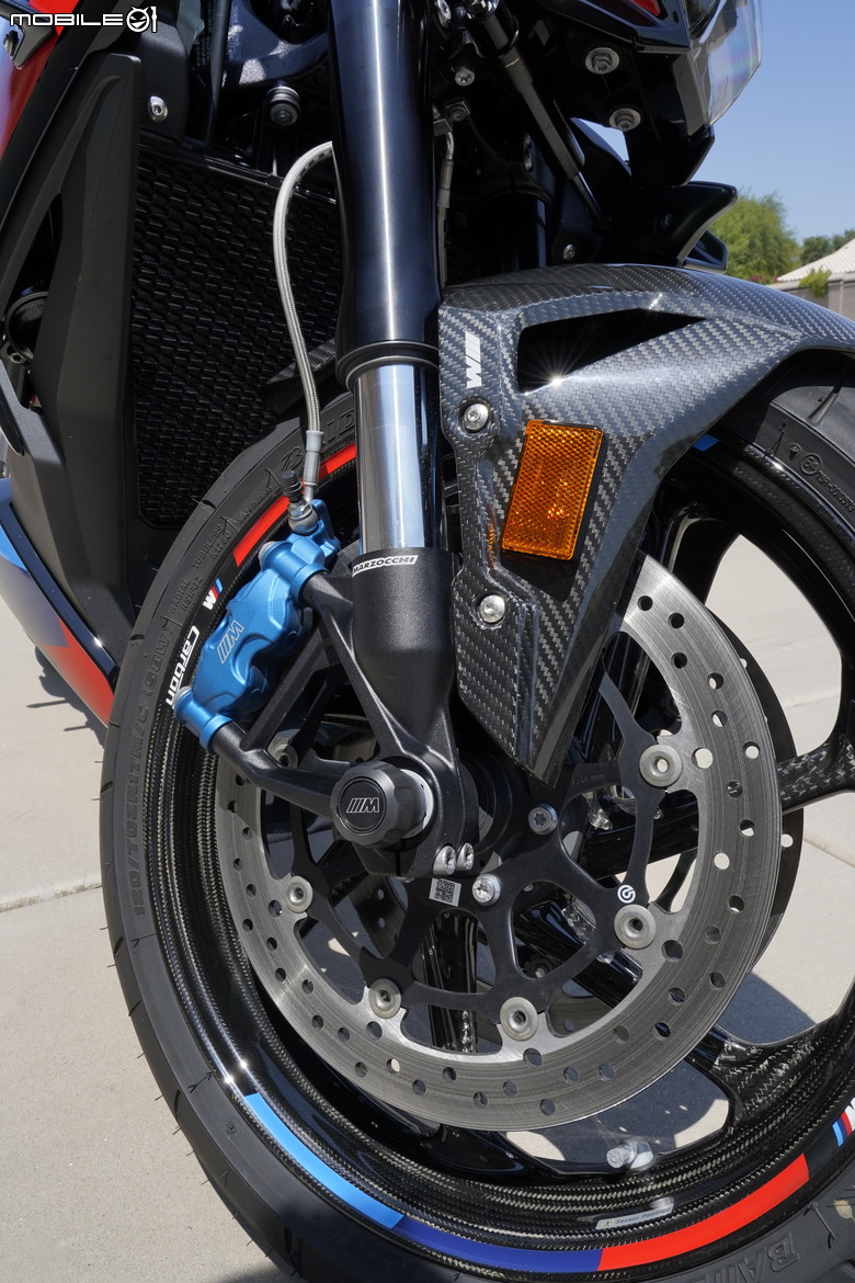 點我看大圖 M1000r 開箱
