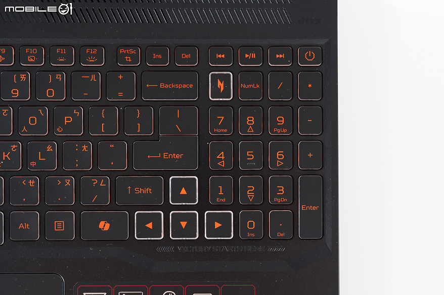 Acer Nitro V 16 AMD 測試報告｜擁抱 AI 的最佳 CP 值電競筆電