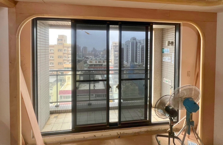 【開箱】中古屋翻新分享｜奶油風、侘寂風及木質調都想來一點的現代風居所
