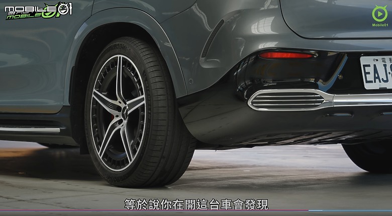 【影音試駕】M-AMG GLC 43、EQE 43 SUV，少了六缸，你會選油還是電？