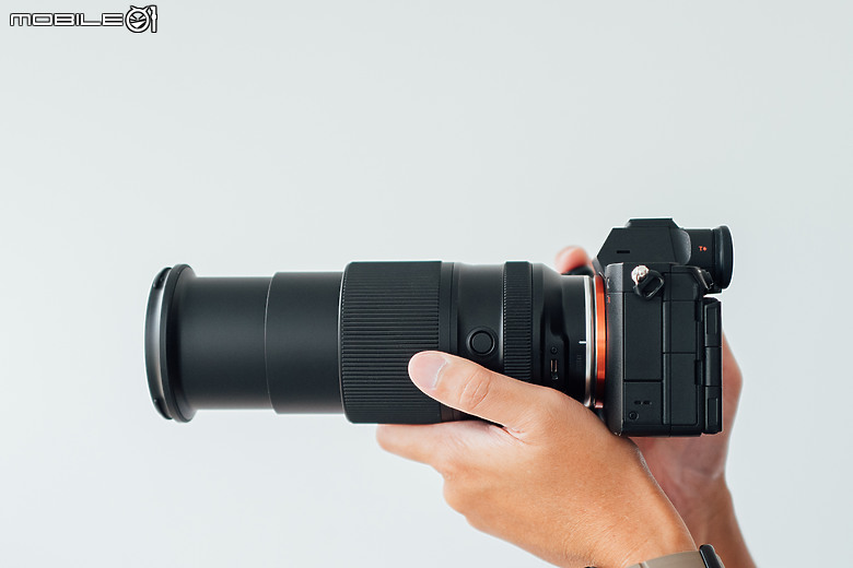 Tamron 28-300mm f/4-7.1 Di III VC VXD（A074）評測報告｜制霸無反、10.7x 旅遊鏡捲土重來！