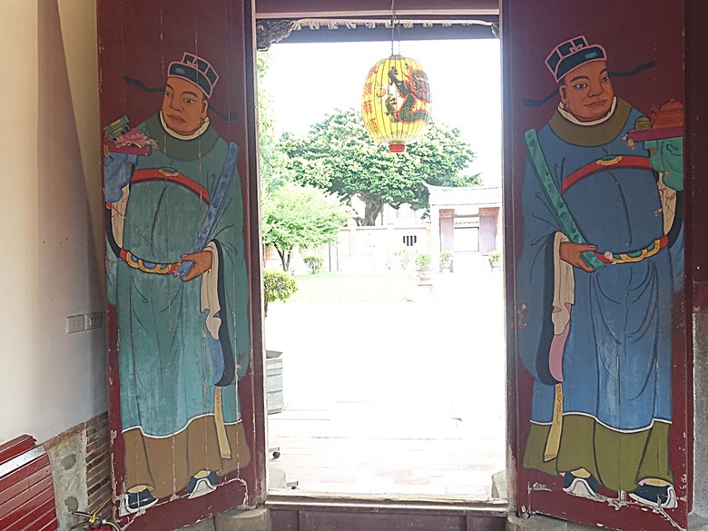 大甲鎮瀾宮與媽祖藝術文創館、大甲三寶文化館、林氏貞節坊、文昌祠、順天路老街與蔣公路夜市，外掛物超所值的棒壽司餐廳與福棧旅宿 — 全臺最難攻之大甲市街黃昏散策