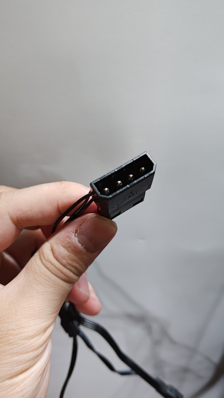幫朋友舊電腦換新家！平民DK353開箱介紹！