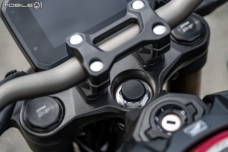 HONDA CB650R、CBR650 E-Clutch 試駕｜想熄火都難！打破操作藩籬，普及騎乘樂趣！