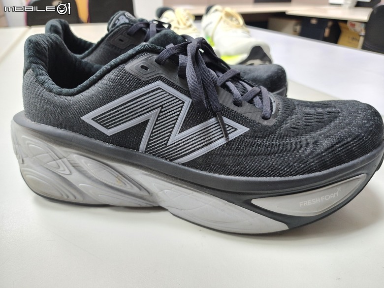 更好的More NewBalance More v5