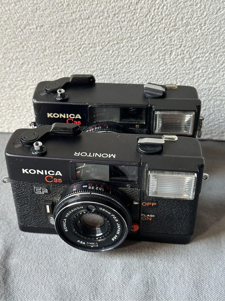Konica C35 EF有特殊版本?