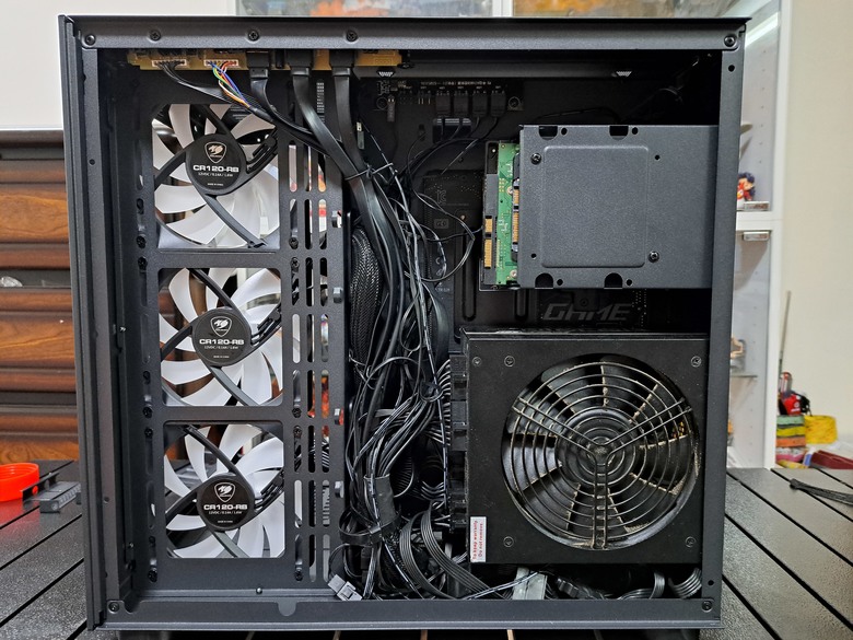 海景雙艙機殼 COUGAR FV150 RGB 開箱
