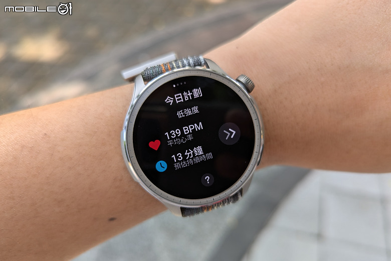 華米 Amazfit Balance 智慧手錶|健康運動偵測齊備 首搭 AI 語音助理!