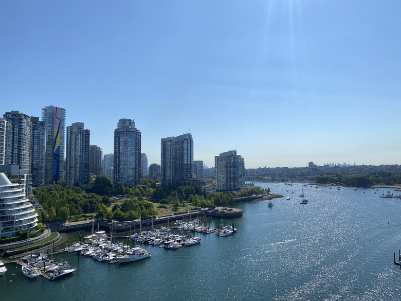 「瑜伽越野跑」加拿大🇨🇦 溫哥華 Vancouver, BC 北邊的兩條路線：Sea to Summit 及 Garibaldi Lake trail