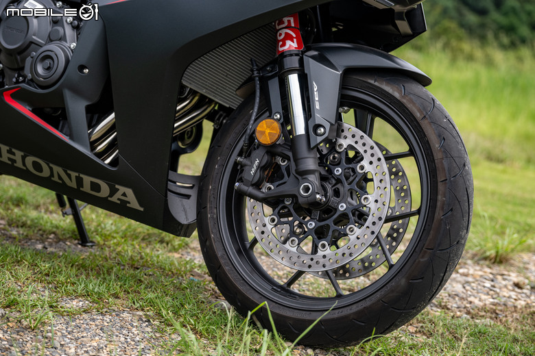 HONDA CB650R、CBR650 E-Clutch 試駕｜想熄火都難！打破操作藩籬，普及騎乘樂趣！