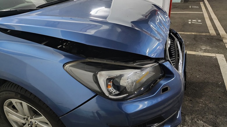 BMW 218i 菜單 & Subaru 小鯊關箱