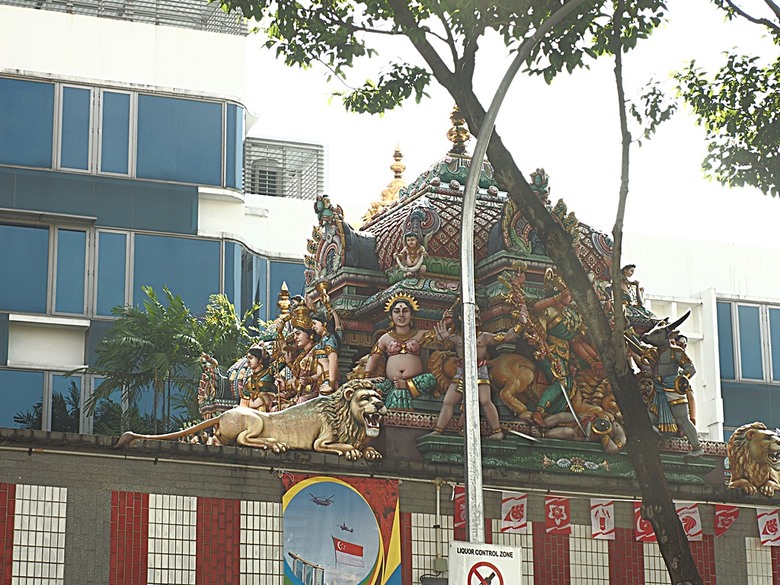竹腳中心(Tekka Centre)之順發椰漿飯、維拉馬卡里拉曼廟(Sri Veeramakaliamman Temple)、陳東齡故居、實龍崗路 (Serangoon Rd)及甘貝爾巷 (Campbell Ln)、印度遺產中心(Indian Heritage Centre) — 赤道三國文化休閒行旅 之 新加坡篇 第三回 小印度(Little India)